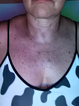 Kasandra Ho online show from February 24, 2026, 1:36 am