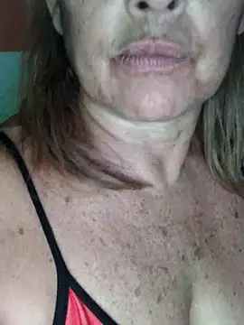 Kasandra Ho online show from March 25, 2026, 1:11 am