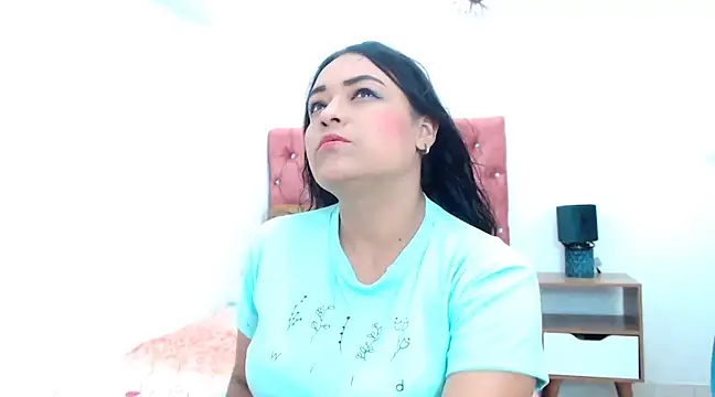 samanthaPuxy online show from January 22, 2025, 2:48 am