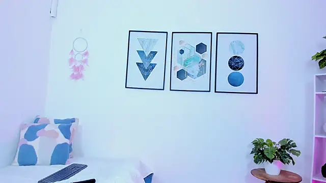 Abriil7 online show from February 13, 2025, 6:30 am