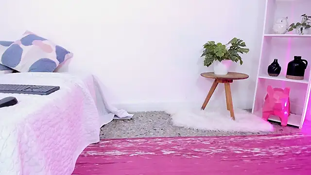 Abriil7 online show from February 14, 2025, 6:34 am