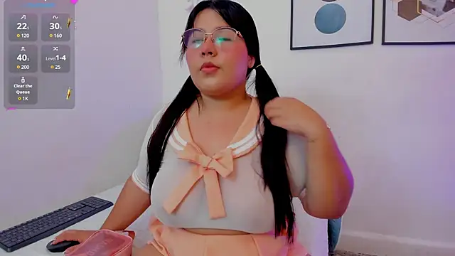 Abriil7 online show from September 19, 2025, 3:41 am