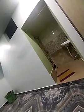 sudhastriper online show from October 13, 2025, 6:52 pm