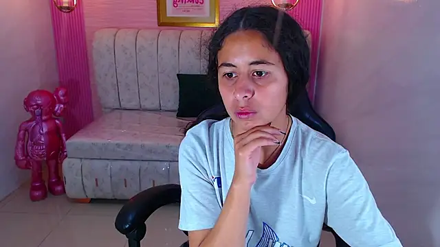 paris sub1  online show from September 10, 2025, 12:49 pm