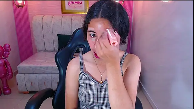 paris sub1  online show from September 12, 2025, 12:49 pm