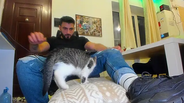 welcometo hell online show from November 21, 2025, 11:58 pm