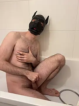 Snapshot of FrenchCamDog chatting on January 17, 2025, 5:19 pm FrenchCamDog online show from January 17, 2025, 5:19 pm