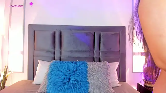 EmmaBecket2 online show from January 30, 2025, 3:44 am