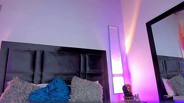 EmmaBecket2 online show from March 14, 2025, 4:32 am