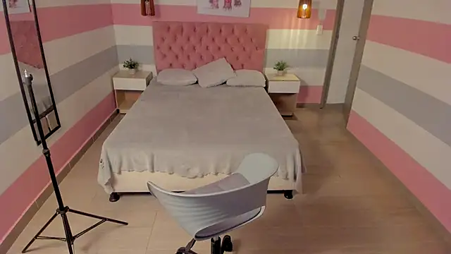 Carol Pinter online show from December 30, 2024, 12:42 pm