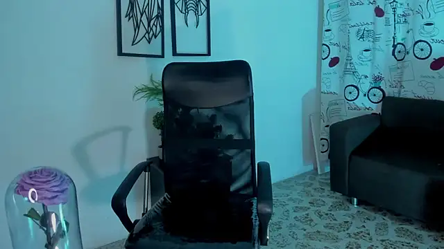 Danielacossio online show from September 10, 2025, 2:44 am