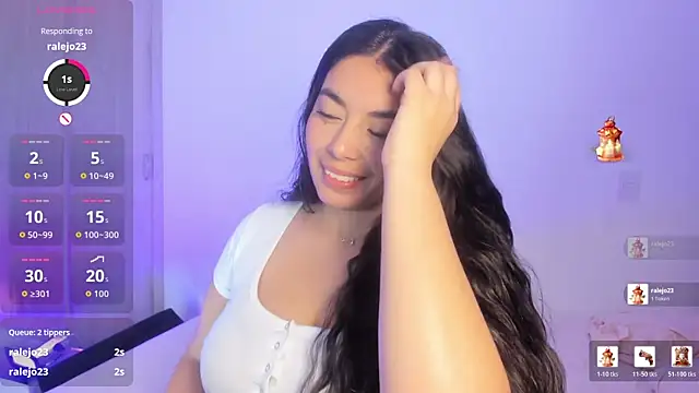  kimtorres   online show from April 28, 2026, 3:22 am