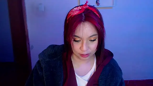 annie3 online show from December 21, 2024, 1:47 am