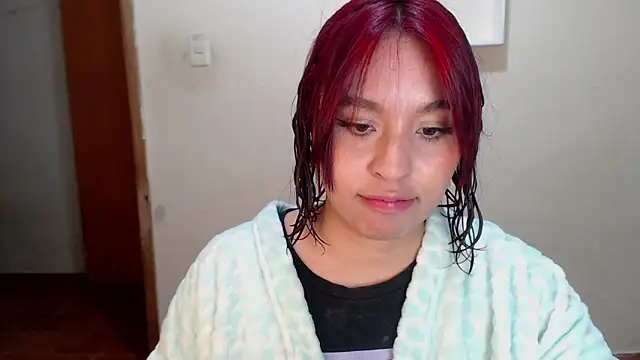 annie3 online show from December 30, 2024, 1:15 am