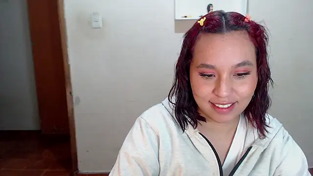 annie3 online show from January 17, 2025, 6:47 am