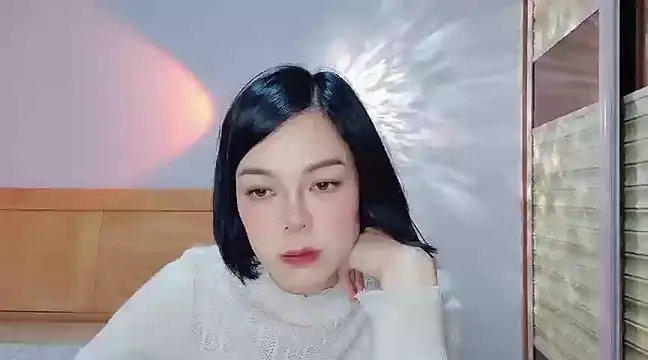 Linda-LL online show from January 21, 2025, 1:11 pm