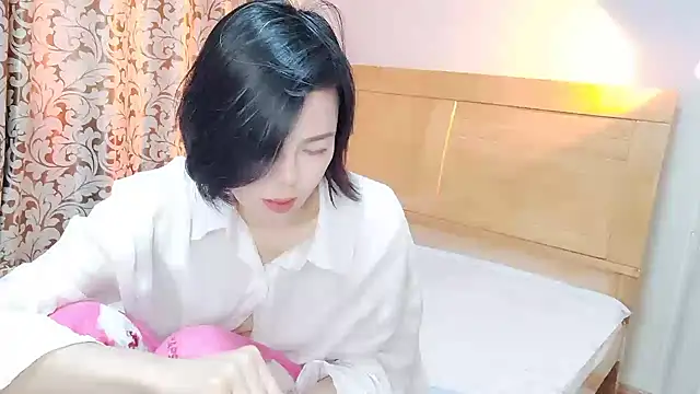 Linda-LL online show from February 27, 2025, 5:56 am