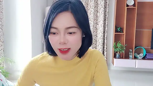 Linda-LL online show from March 23, 2025, 4:05 am