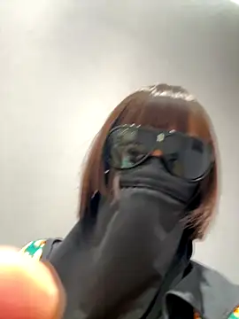 Linda-LL online show from September 30, 2025, 5:34 am