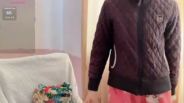 Linda-LL online show from February 21, 2026, 3:40 am