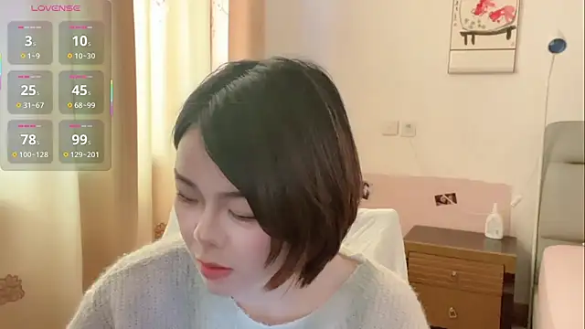 Linda-LL online show from March 17, 2026, 4:17 am