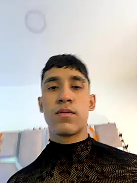 Thayler jones online show from November 3, 2025, 11:33 am