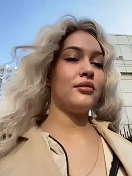 KikiWatson online show from January 9, 2025, 8:03 am