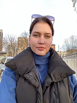 KikiWatson online show from January 31, 2025, 2:07 pm