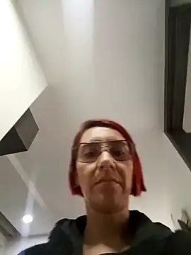 your red rose  online show from December 2, 2024, 4:53 pm