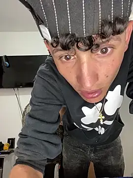 LatinBoysxxx online show from January 20, 2025, 6:53 pm