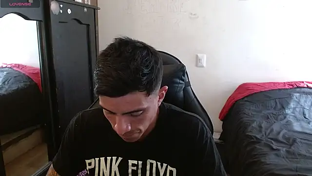 kv   xxx  online show from September 11, 2025, 7:36 pm