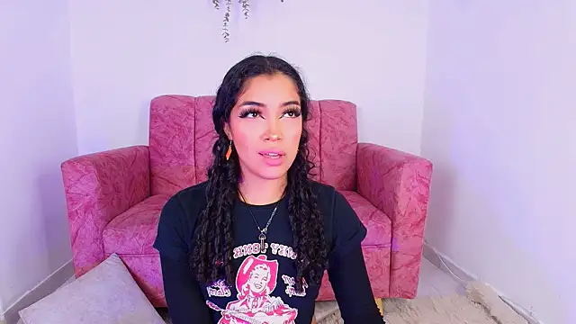 Sara Jhonson online show from September 13, 2025, 11:59 pm