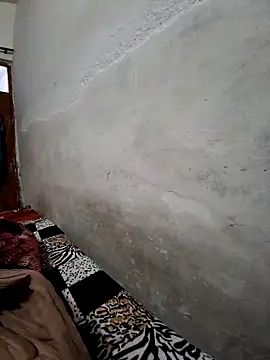 menakshiiikaur online show from December 25, 2024, 1:30 pm