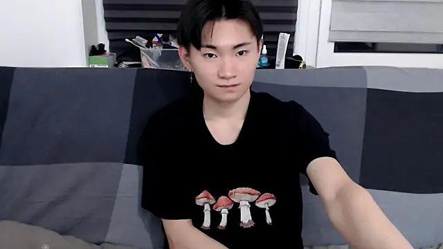 Miram Yu online show from January 17, 2025, 9:06 pm