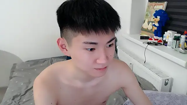 Snapshot of Miram_Yu chatting on May 12, 2026, 9:34 pm Miram Yu online show from May 12, 2026, 9:34 pm