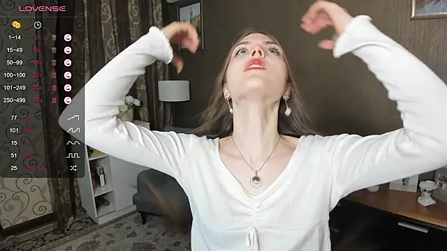 DarleneHatt online show from January 29, 2025, 8:46 pm