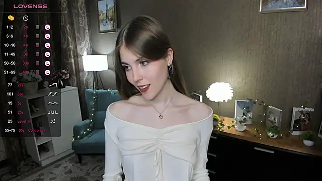 DarleneHatt online show from February 6, 2025, 1:49 am