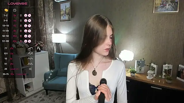 DarleneHatt online show from March 2, 2025, 11:53 pm