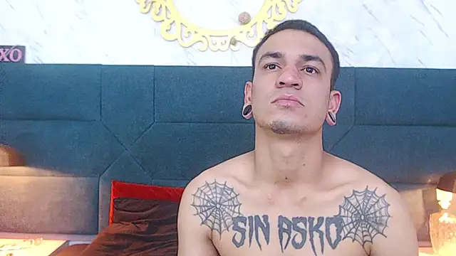 Snapshot of salome_daniel chatting on October 24, 2025, 7:43 pm salome daniel online show from October 24, 2025, 7:43 pm