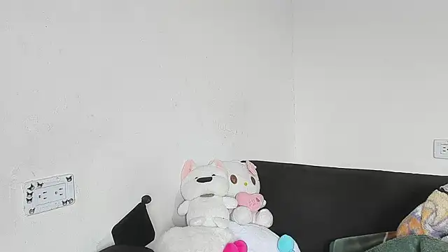 Snapshot of salome_daniel chatting on July 2, 2026, 3:40 pm salome daniel online show from July 2, 2026, 3:40 pm