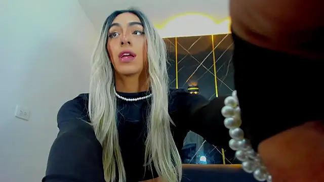 Isabella stanford2 online show from February 13, 2025, 12:13 am