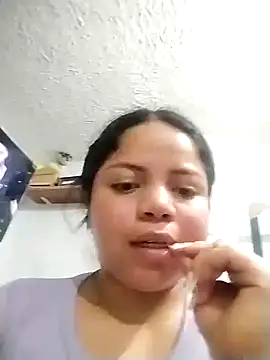 Snapshot of Elaa_euphoria chatting on December 23, 2024, 10:12 pm Elaa euphoria online show from December 23, 2024, 10:12 pm