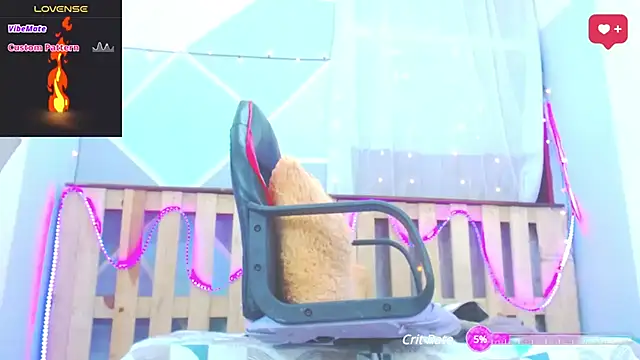 Snapshot of Michellcockxxx chatting on February 24, 2025, 5:54 am Michellcockxxx online show from February 24, 2025, 5:54 am