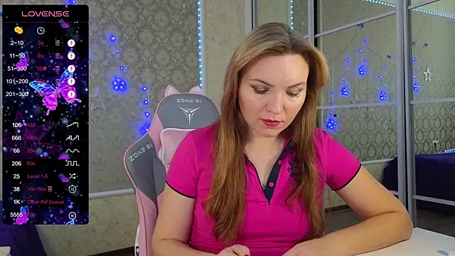 -DIVORA- online show from February 10, 2025, 8:53 am