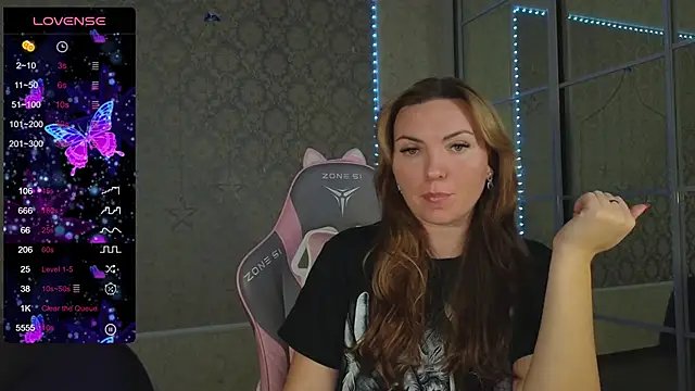 -DIVORA- online show from February 13, 2025, 7:42 pm