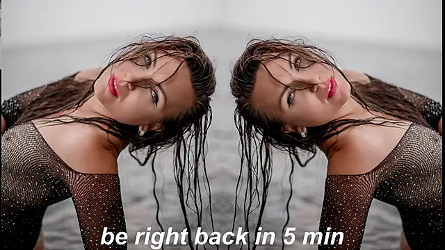 -DIVORA- online show from February 20, 2025, 10:04 pm