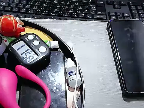 yourz tw online show from April 15, 2026, 5:03 am