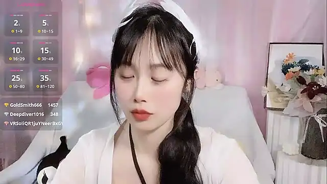 Snapshot of LaoSHI-999 chatting on February 26, 2025, 11:30 am LaoSHI-999 online show from February 26, 2025, 11:30 am