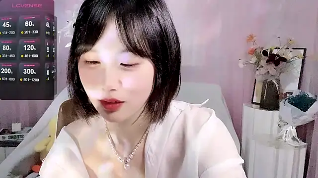 Snapshot of LaoSHI-999 chatting on March 11, 2025, 2:54 am LaoSHI-999 online show from March 11, 2025, 2:54 am