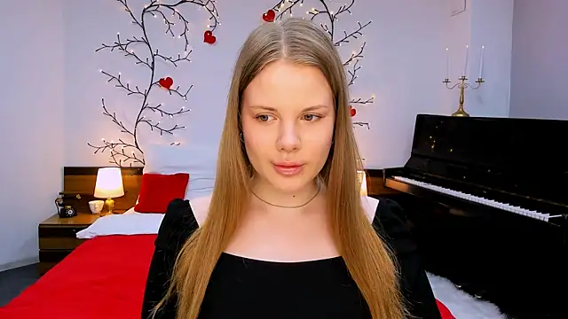 holy kitty online show from March 7, 2025, 6:13 am